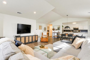Charming Eureka Getaway Near Sequoia Park!